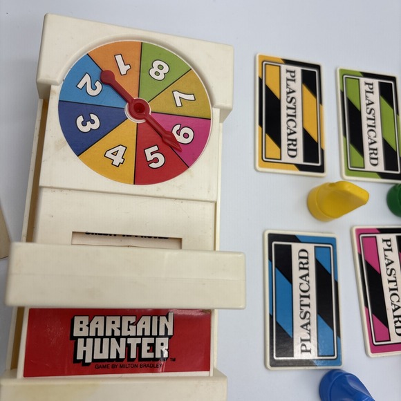 Vintage 1981 Milton Bradley Bargain Hunter Game Clean CC Machine Works COMPLETE‎ - Picture 4 of 11